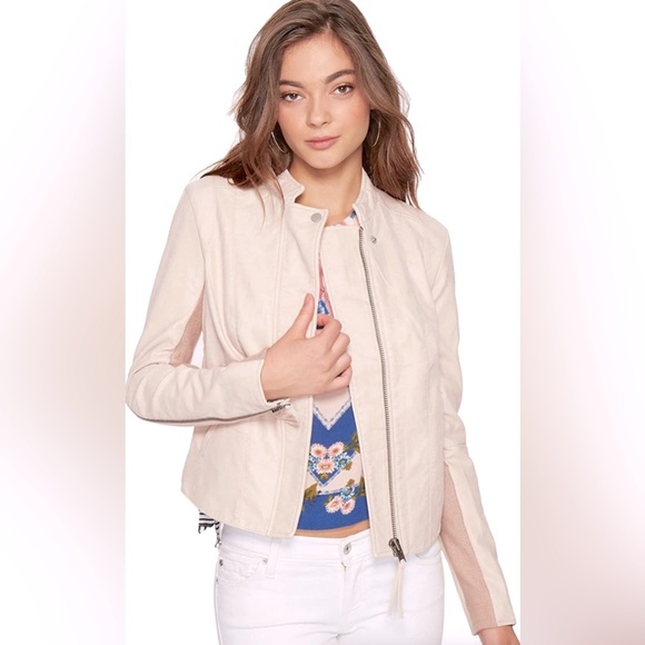 Preloved Free People Pale Pink Cool & Clean
Moto Vegan Leather Zip Up Jacket 2 - Picture 1 of 13